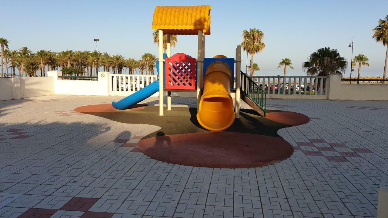 Golf Coast Los Alamos, Primera Linea De Playa Torremolinos Exterior photo