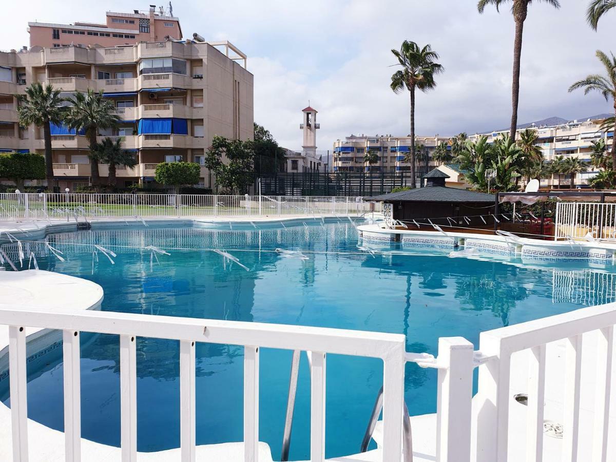 Golf Coast Los Alamos, Primera Linea De Playa Torremolinos Exterior photo
