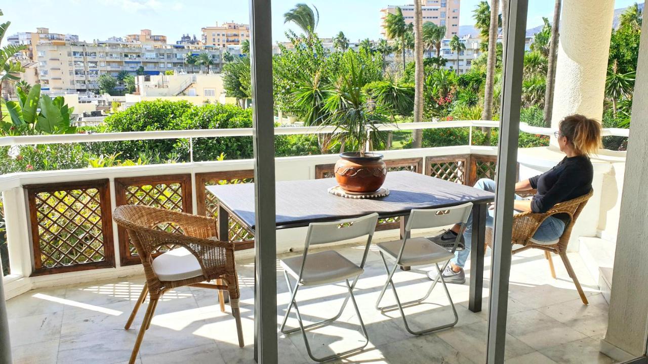 Golf Coast Los Alamos, Primera Linea De Playa Torremolinos Exterior photo